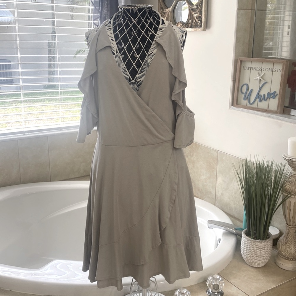 Bobi Los Angeles dress